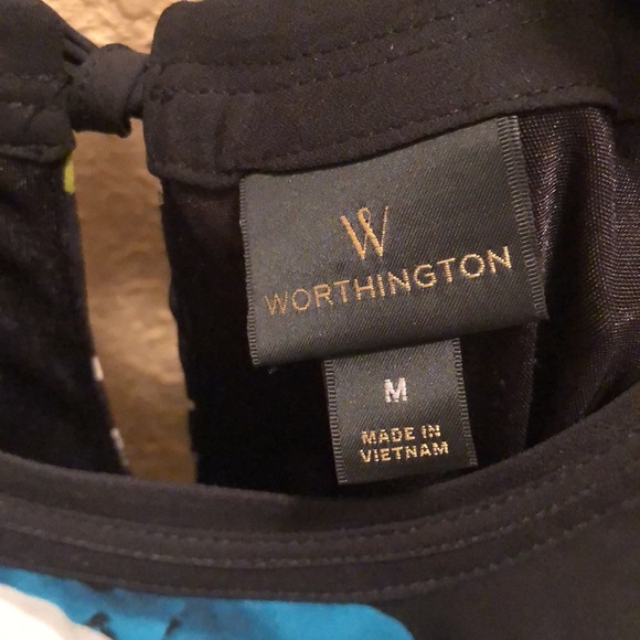 NWOT Worthington Flowy Flowered Top. Ties in the back. Beautiful rich colors. - Picture 14 of 15